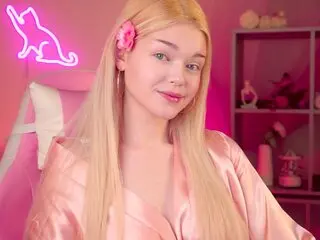 AdellleCartier private
