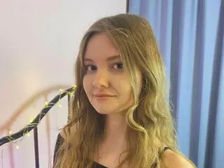 MillieMoure recorded